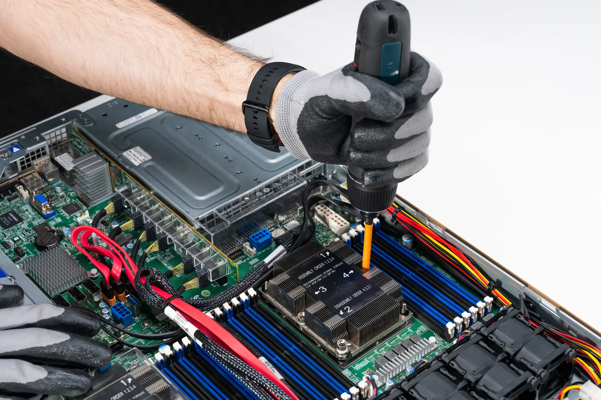 Сборщик ПК/серверов